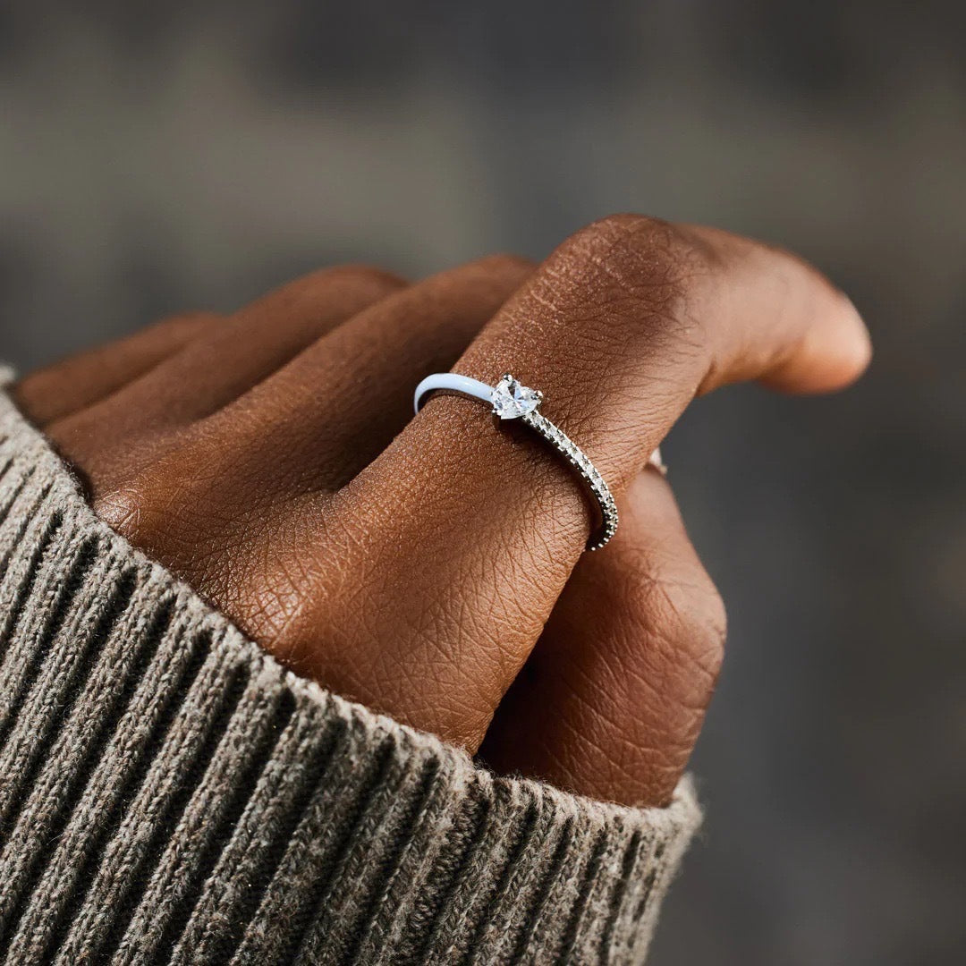 Black heart cut enamel ring