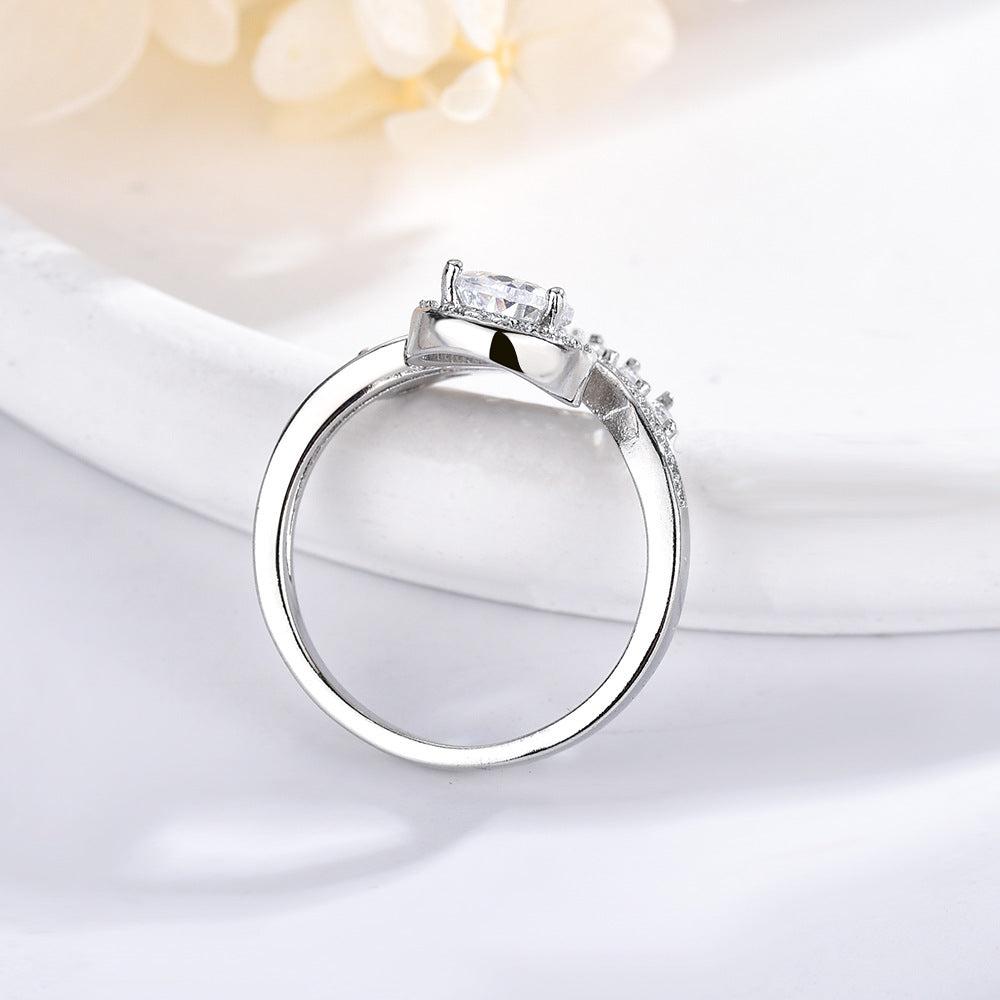 Crown Water Drop Pear shaped Zircon Ring