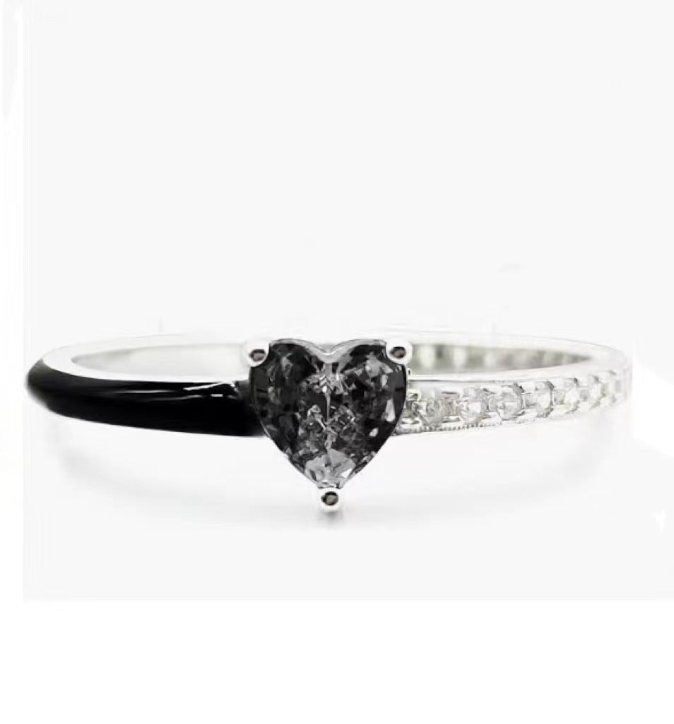 Black heart cut enamel ring