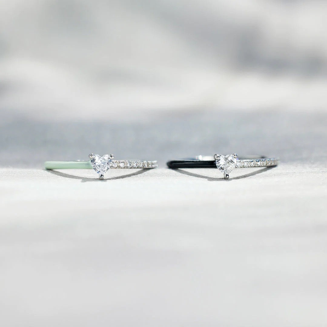 Black heart cut enamel ring