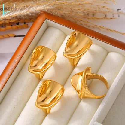 Stainless steel plated 18k gold curved three-dimensional ring