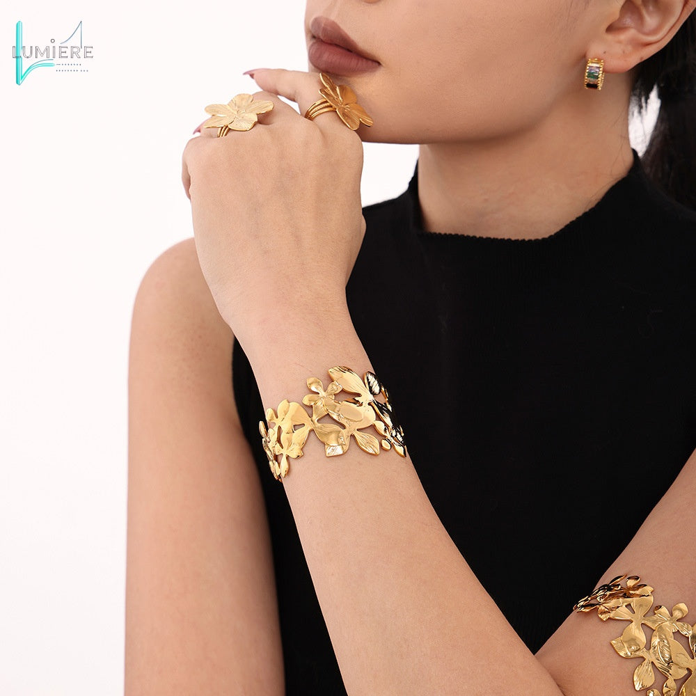 Flower Wide Open Bracelet