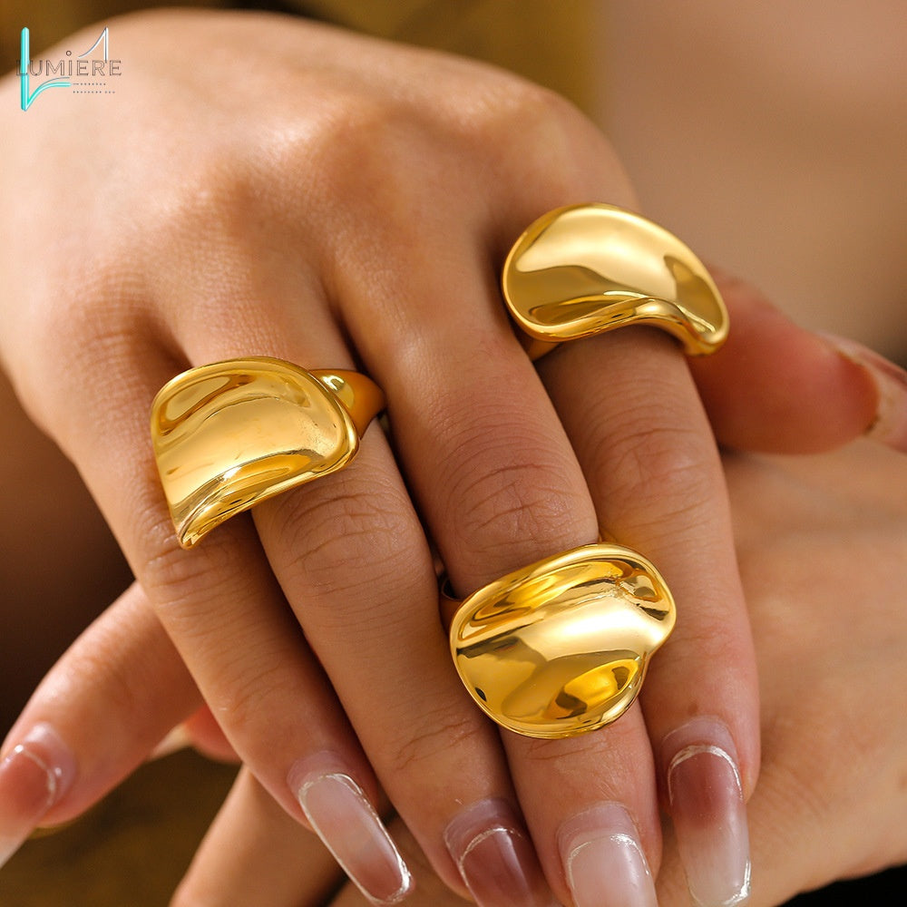 Stainless steel plated 18k gold curved three-dimensional ring