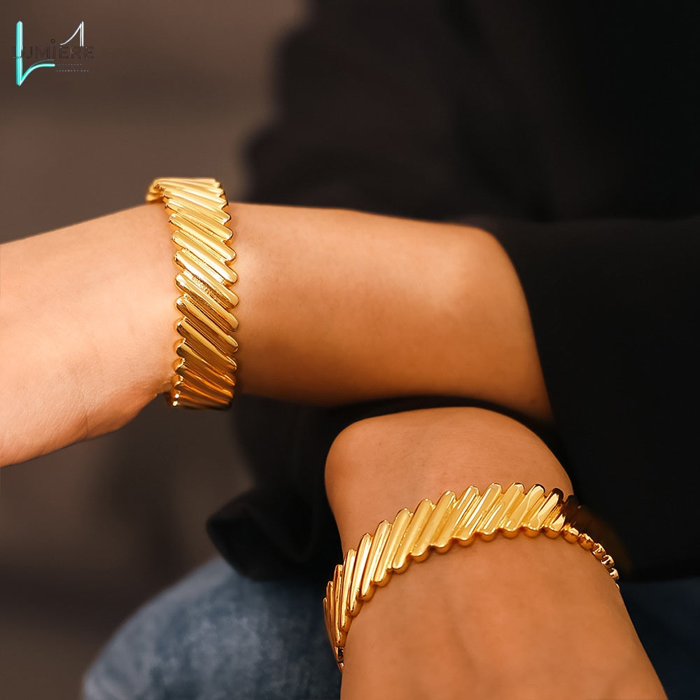 Irregular bracelet with beautiful texture splicing, titanium steel plated with 18K gold