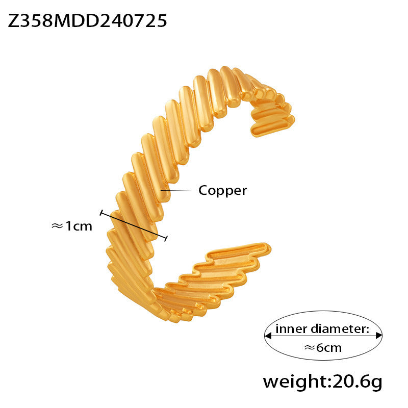 Irregular bracelet with beautiful texture splicing, titanium steel plated with 18K gold