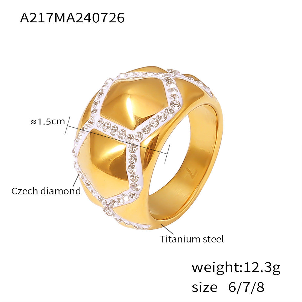 Titanium plated 18k gold pentagonal splicing diamond inlaid ring
