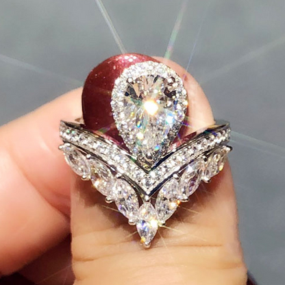 Crown Water Drop Pear shaped Zircon Ring
